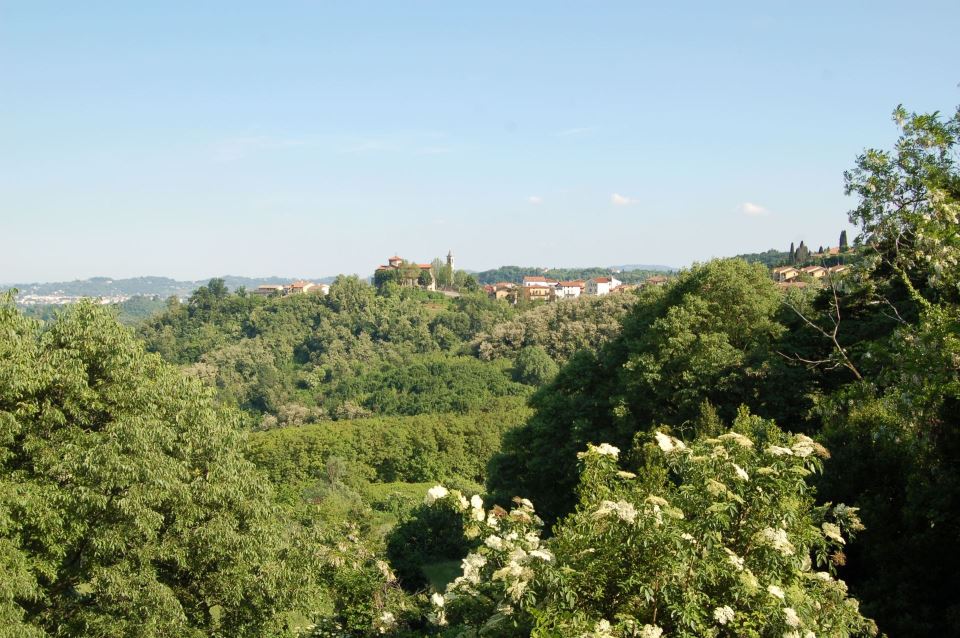 La chiesa dove sorgeva l'antico castello