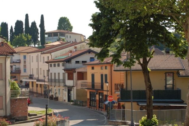 Il paese visto dalla chiesa