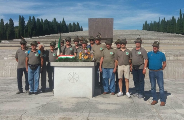 OMAGGIO AI CADUTI PRESSO IL MONUMENTO DI REDIPUGLIA